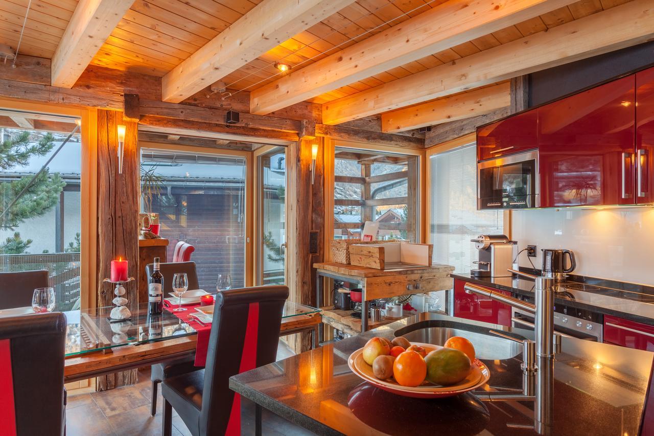 Chalet Schwalbennest Церматт Экстерьер фото